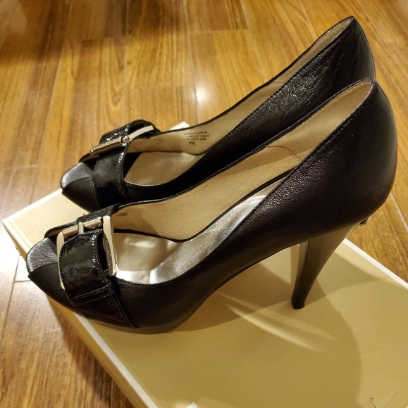 Michael Kors Platform Heels with Buckle - Picture 4 of 7